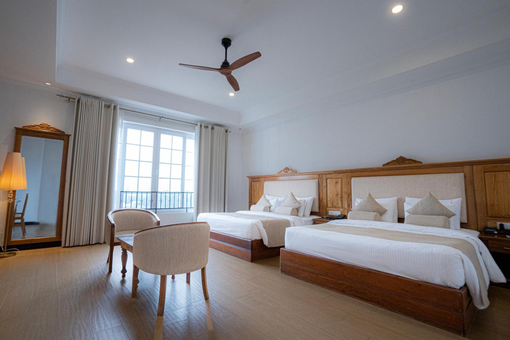 Araliya Red - Budget Friendly Hotel- Where Find Stunning 360 Panoramic View Of Hotel