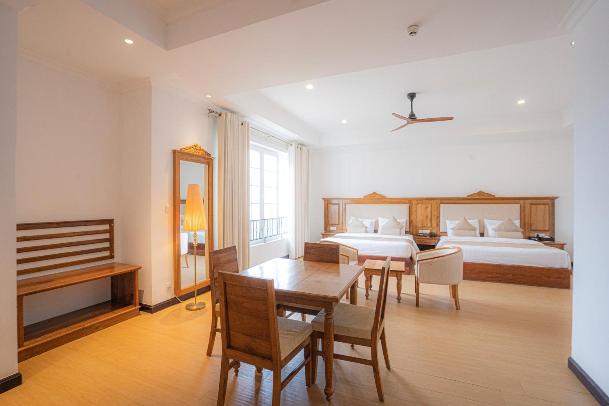Araliya Red - Budget Friendly Hotel- Where Find Stunning 360 Panoramic View Of Hotel 4*